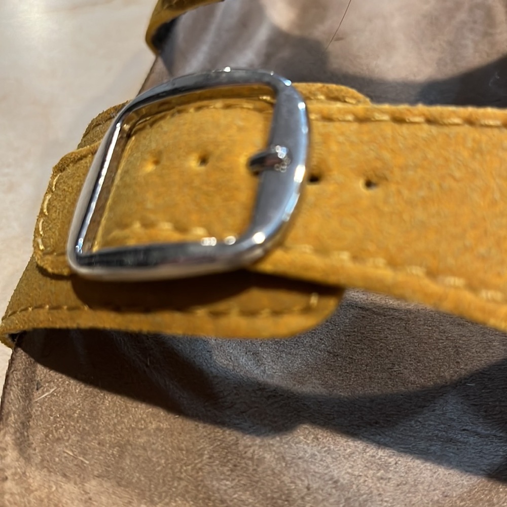 Yellow Sandals - Picture 6 of 9
